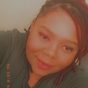 Meet your Posher, Davenise